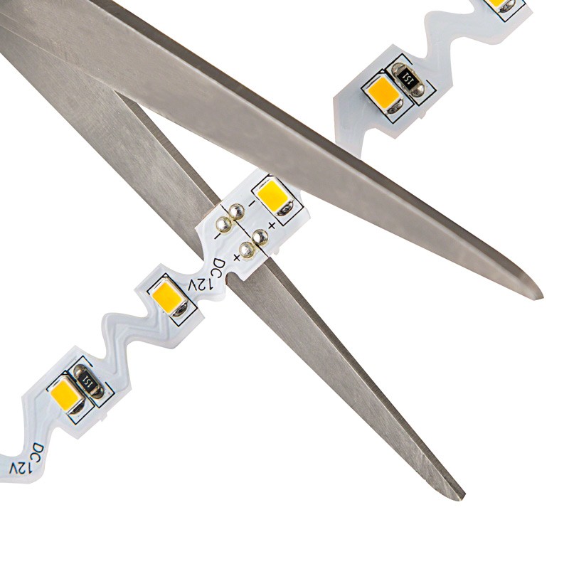 Új érkezés Speciális tervezés IP20 Smd 2835 S alakzat LED hajlítható LED szalagok Rugalmas LED szalag 360 fok
