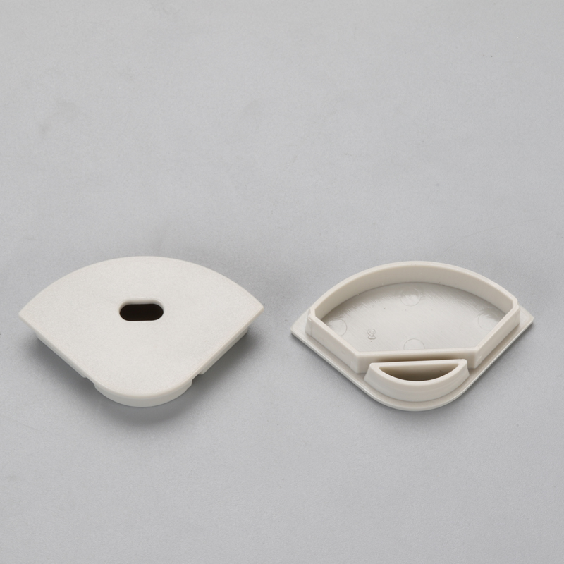 LED-szalag alumínium extrudált háromszög alakú, tiszta vagy diffúzor fedéllel